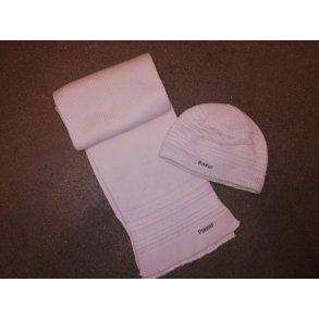 Pikeur hue (str. 55) og halst�rkl�de 