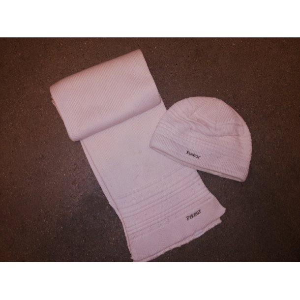 Pikeur hue (str. 55) og halst�rkl�de 