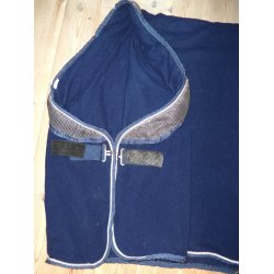 Fleecedkken m/pude, str 135