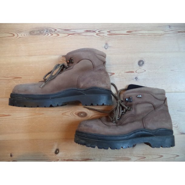 Montar sn�rer st�vler, str 40