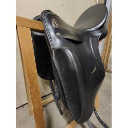 Kieffer Action Exclusive sadel, 17"