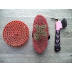 Lyserdt striglest, 3 dele